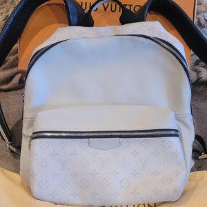 Louis Vuitton Discovery Backpack #115679L12B